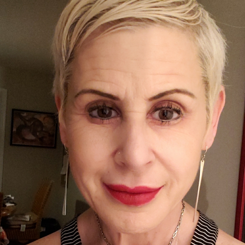 Meet your Posher, Randi - Picture 2 of 5